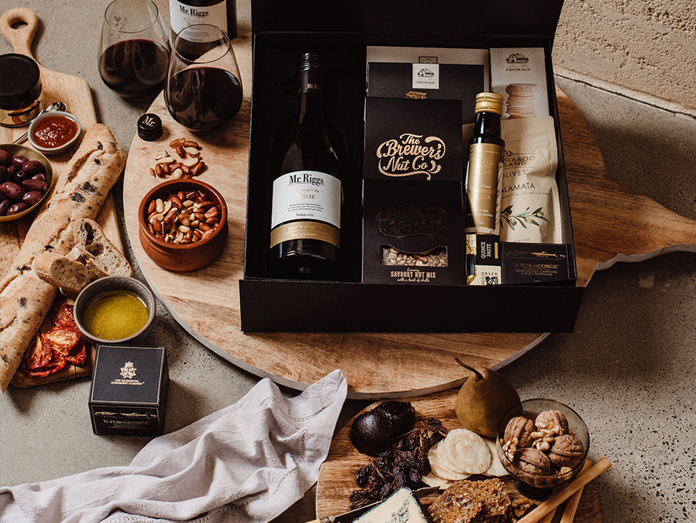 Gourmet Gift Hampers For Wine Connoisseurs - FREE Delivery